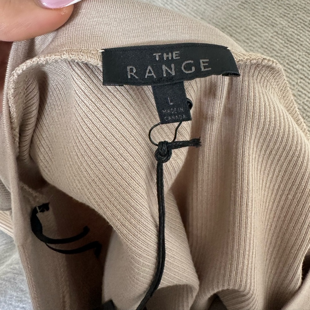 The Range - Buttoned Off Shoulder Ribbed Top - Picture 7 of 7